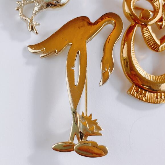 VTG Signed Gerrys Bird Brooch Lot of 6 Gold Tone Rhinestone 60s to 80s Figural - Picture 7 of 11